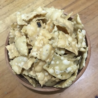 Jual Keripik Pangsit Original Rasa Bawang Gr Shopee Indonesia