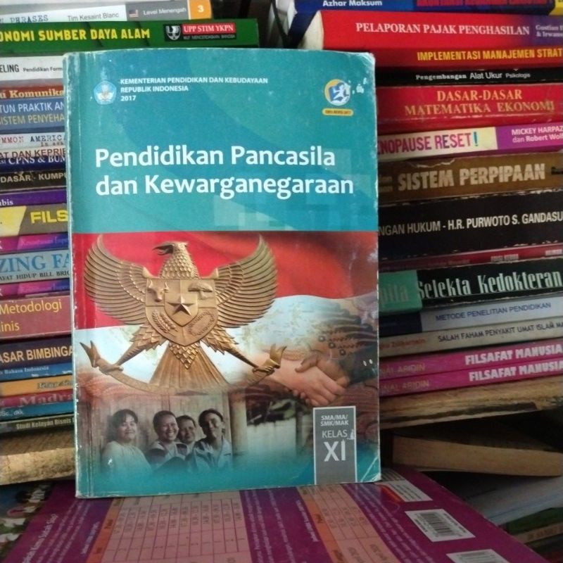 Jual Buku Ppkn Pendidikan Pancasila Dan Kewarganegaraan Kelas Xi