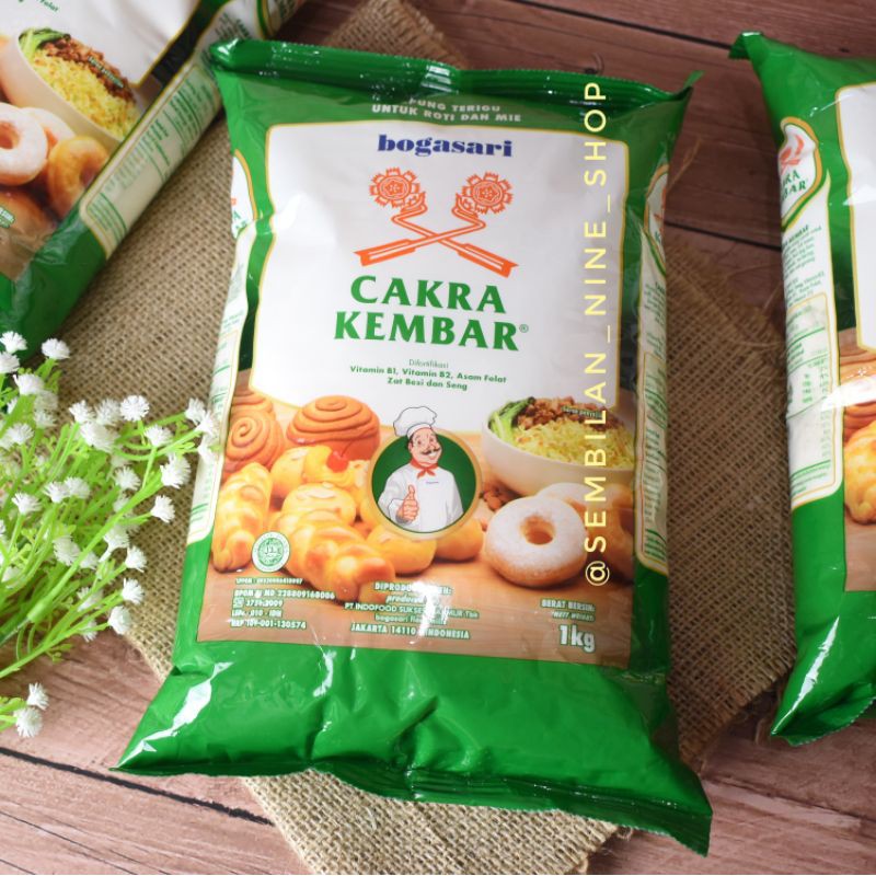 Jual Bogasari CAKRA KEMBAR Tepung Terigu Protein Tinggi 1 KG Shopee