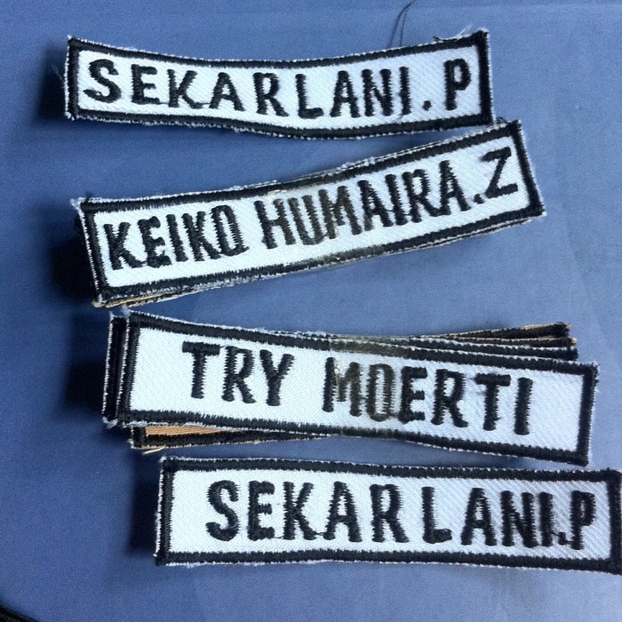 Jual CUSTOM BORDIR PAPAN NAMA NAME TAG SERAGAM SEKOLAH WARNA PUTIH