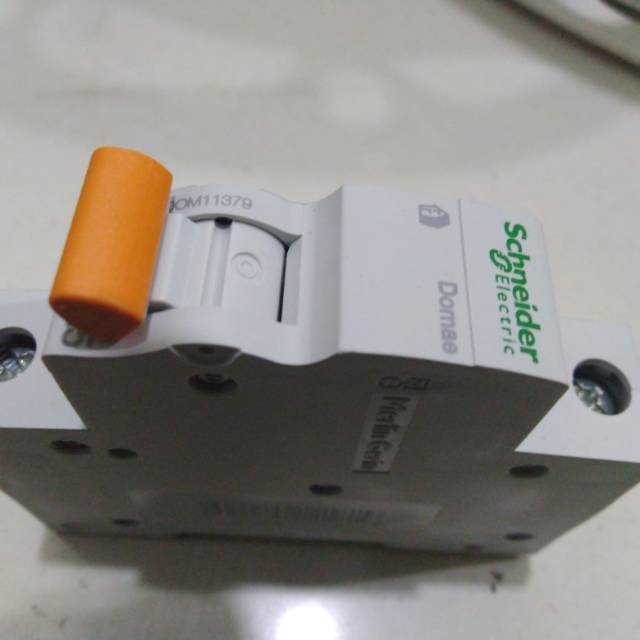 Jual MCB Schneider Domae 25 Ampere Shopee Indonesia