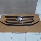 Jual List Grill Toyota Rush Keatas Black Chrom Original Shopee