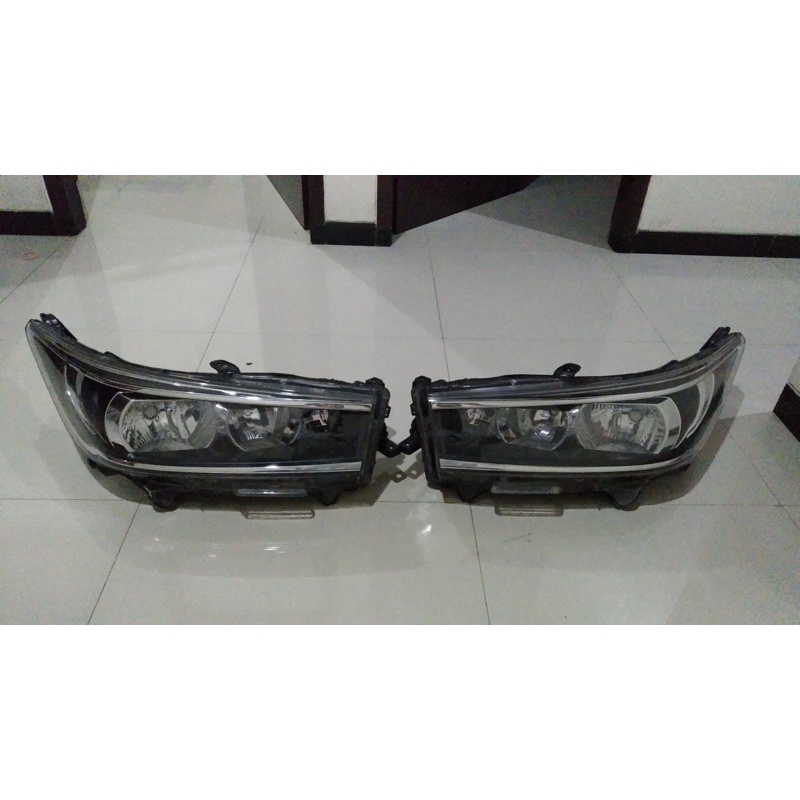 Jual Headlamp Toyota Innova Reborn Tipe G Shopee Indonesia