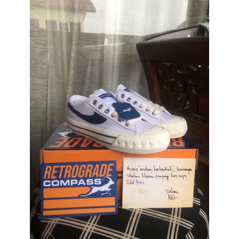 Jual Compass Retrograde Low White Blue 37 Shopee Indonesia