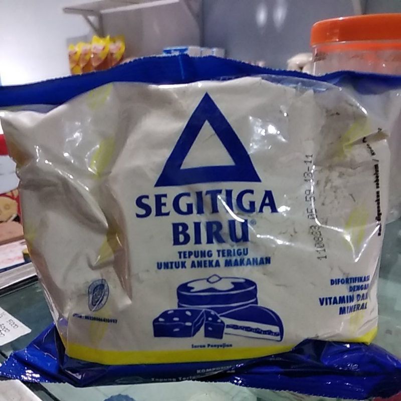 Jual Tepung Terigu Segitiga Biru G Shopee Indonesia