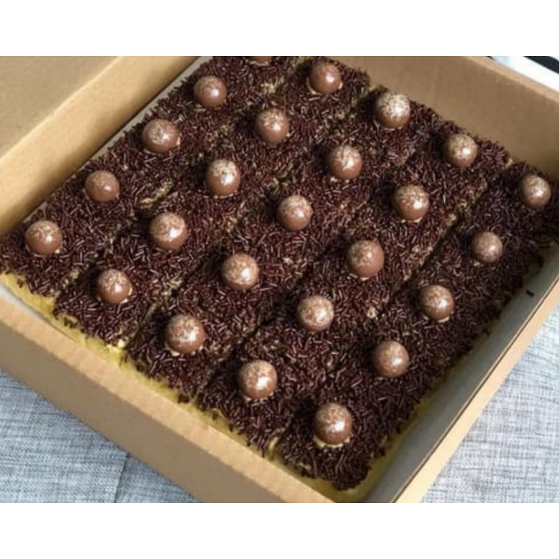 Jual Cake Potong Hias Cake Jadul Bolu Jadul Premium Uk 22x22 Shopee