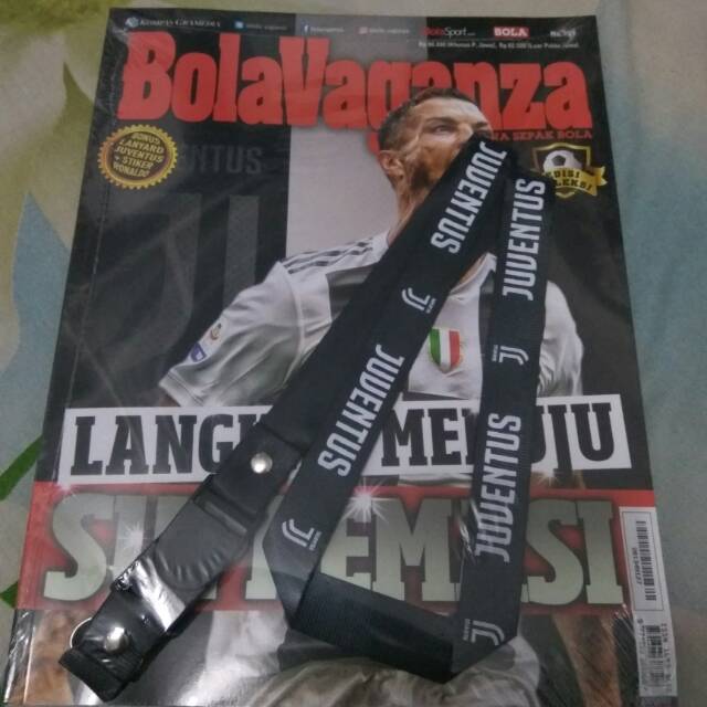 Jual Majalah Bolavaganza Bola Vaganza Limites Edition Ronaldo Juventus