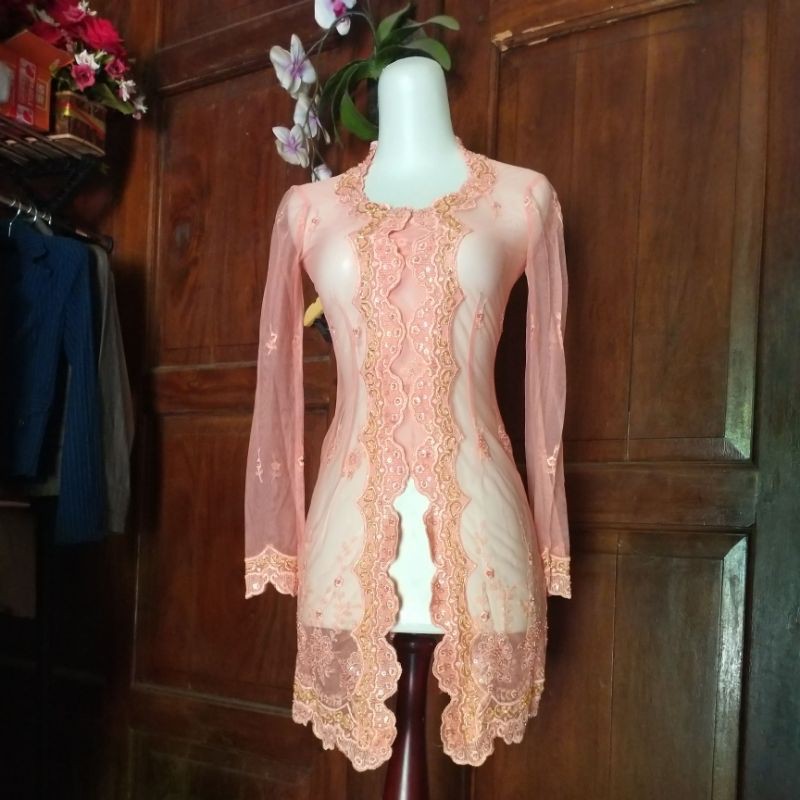 Jual KEBAYA Warna Peach Salem Preloved Used Design By Me Indonesia