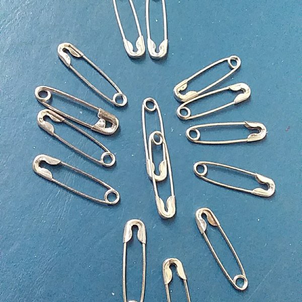 Jual Peniti Mini Silver Isi 50 Pcs Shopee Indonesia