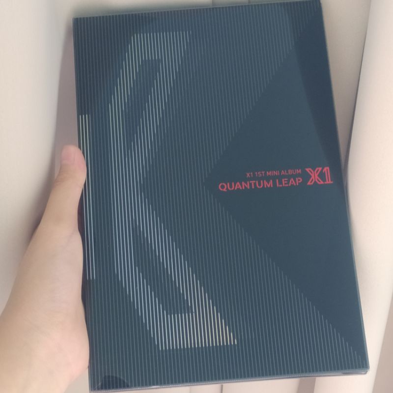 Jual X1 1ST MINI ALBUM QUANTUM LEAP VER ALBUM ONLY Shopee Indonesia