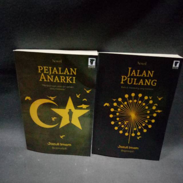 Jual Paket 2 Buku PEJALAN ANARKI DAN JALAN PULANG Shopee Indonesia