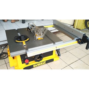 Dewalt Dwe Table Saw Inch Mesin Potong Kayu Meja Circular Saw