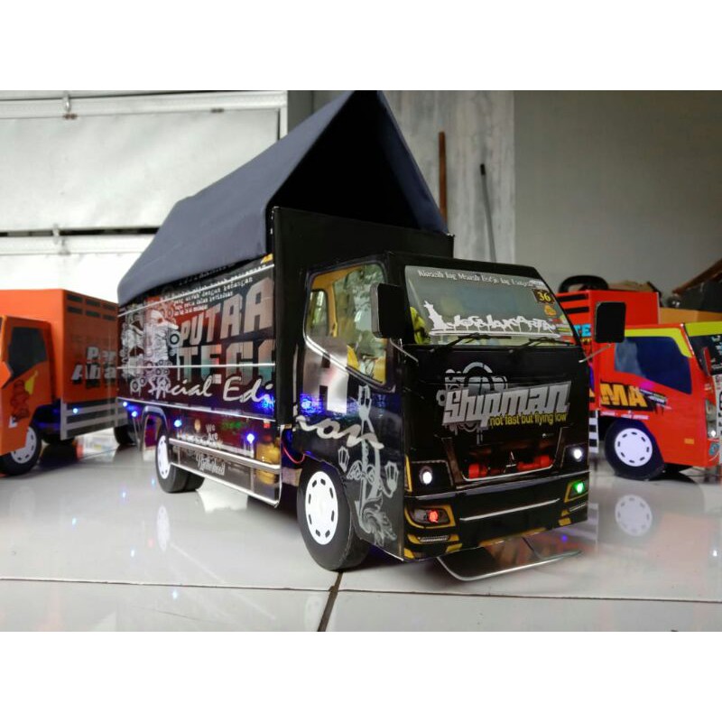 Jual Miniatur Truk Jumbo P Cm Oleng Belok Parah Murah Shopee Indonesia