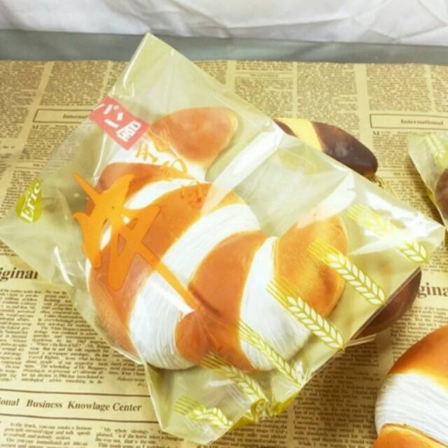 Jual ERIC Jumbo Croissant Squishy Shopee Indonesia