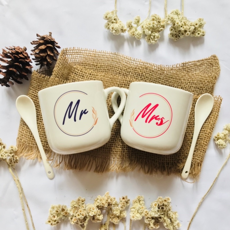 Jual READY Hampers Kado Pernikahan Cangkir Mug Couple Mr Mrs Husband