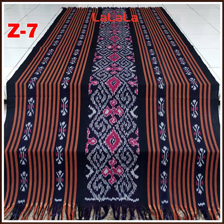 Kain Tenun Ikat Blanket Etnik Flores Toraja Lombok Sumba Dayak Troso