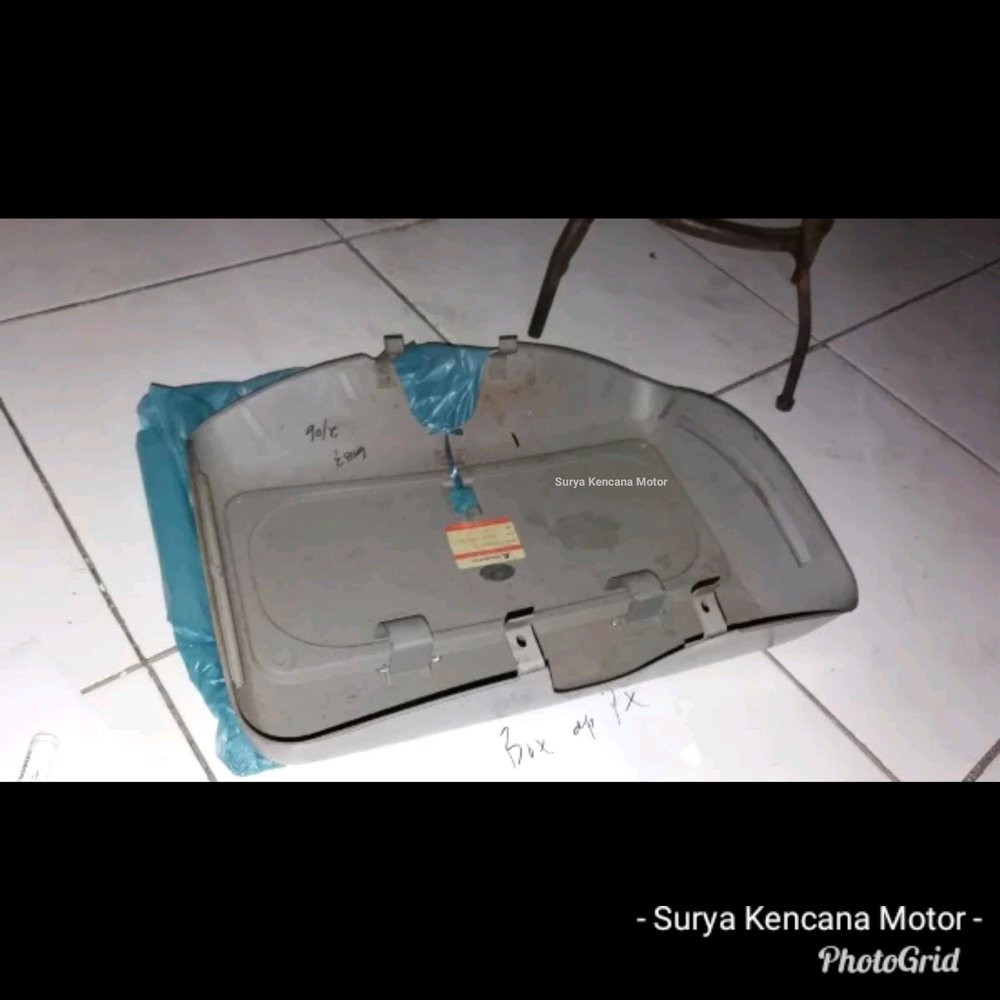 Jual Box Laci Bagasi Depan Tengah Vespa Px Excel Spartan Danmotor Asli