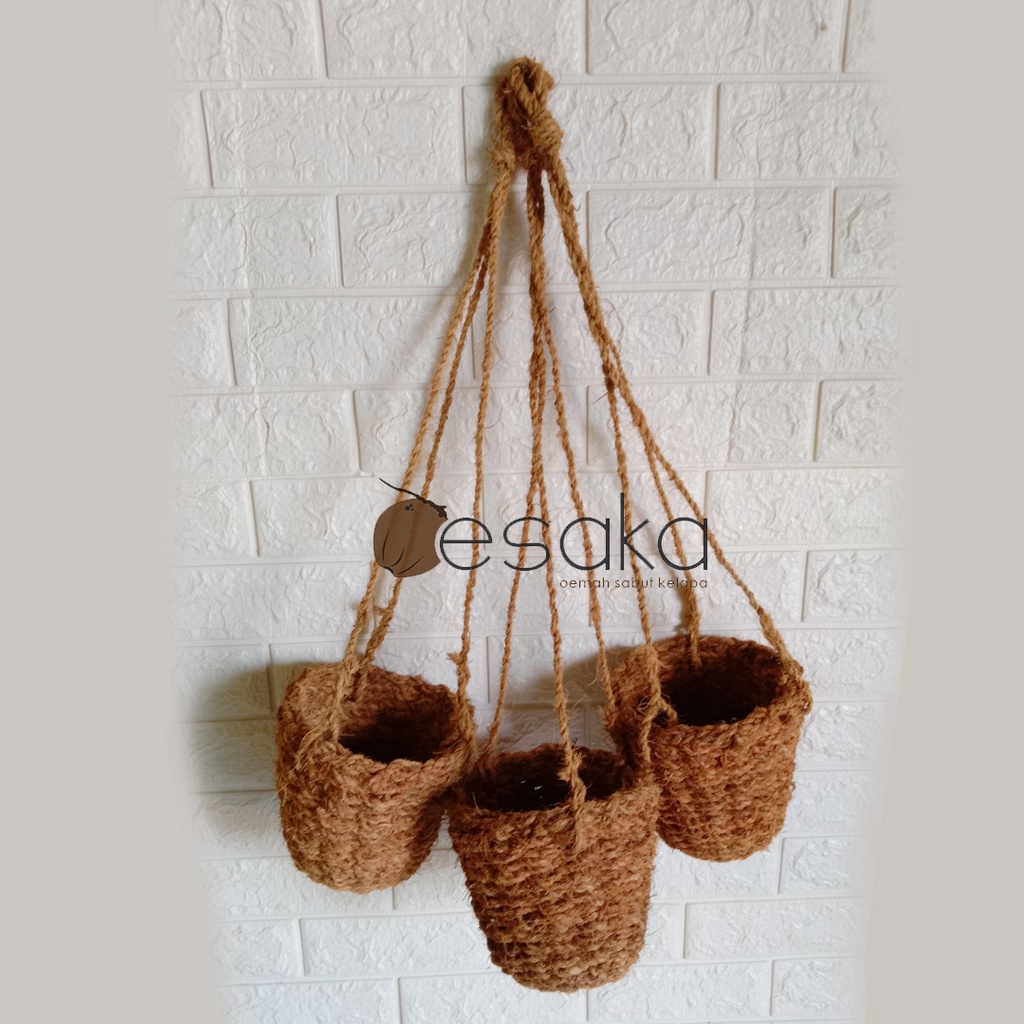 Jual POT GANTUNG SABUT KELAPA ANYAMAN POT ANGGREK POT TANAMAN Shopee