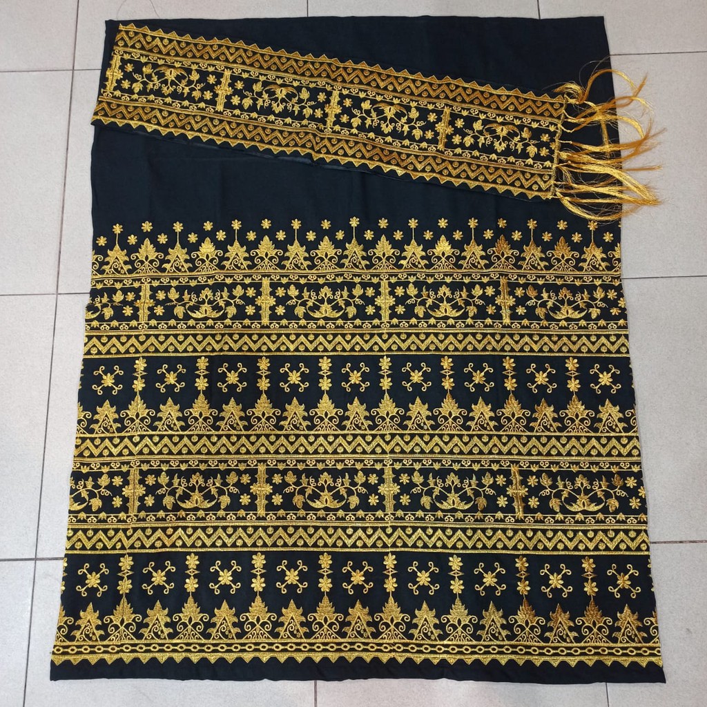 Jual Tapis Bordir Cemara Tingkat Kain Songket Khas Lampung Sarung