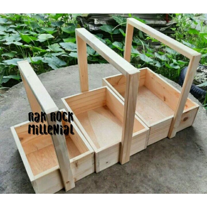 Jual Wooden Box Carrier Keranjang Souvenir Parcel Hampers Box