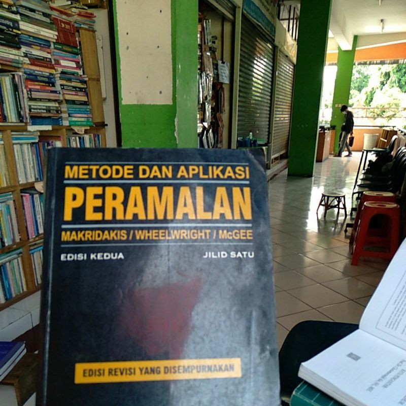 Jual Buku Metode Dan Aplikasi Peramalan Jilid Makridakis Shopee Indonesia