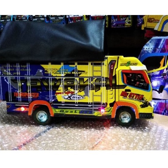 Jual MINIATUR TRUK OLENG Tawakal Biru Kuning Shopee Indonesia