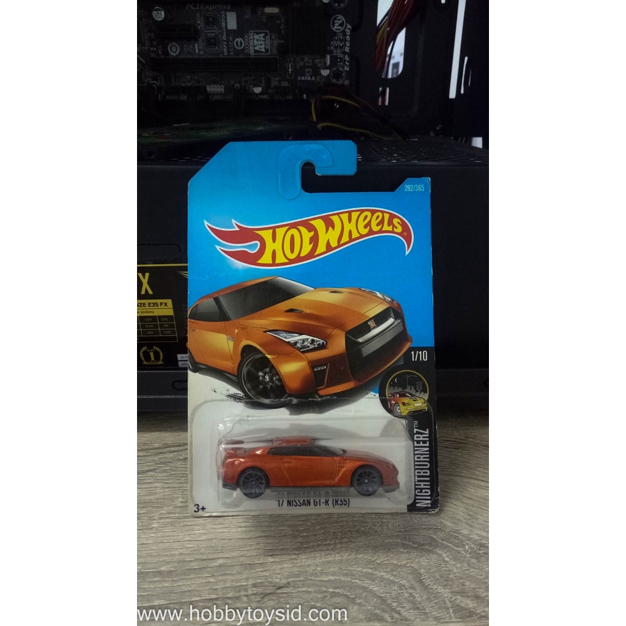 Jual Hot Wheels 17 Nissan GT R R35 Hotwheels 17 Nissan GT R R35 Shopee Indonesia