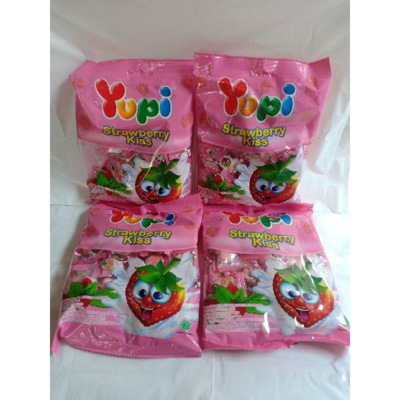 Jual Yupi Strawberry Kiss Pack Gr Indonesia Shopee Indonesia