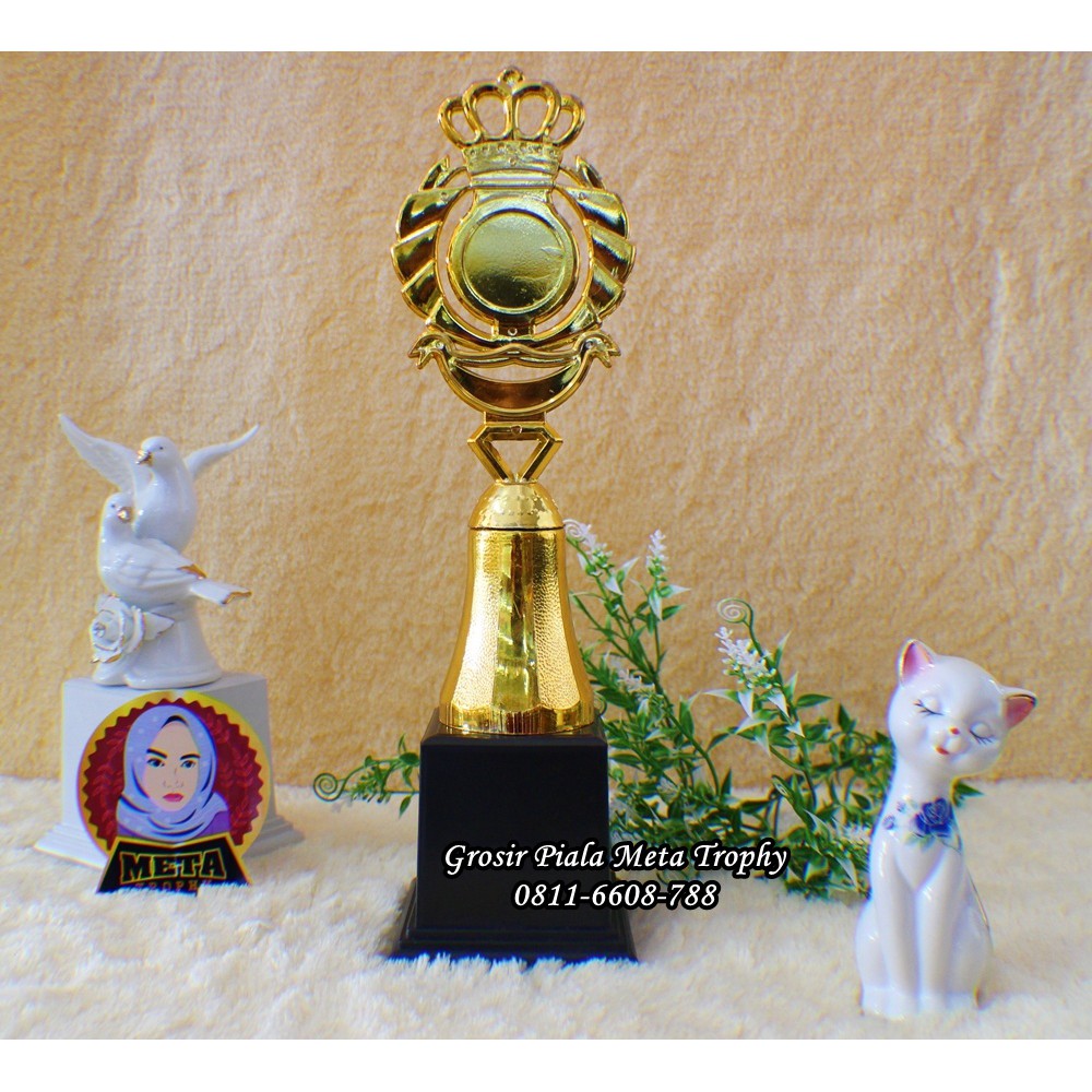 Jual Piala Trophy Murah Set Glod Costum Untuk Lomba Sekolah Hari