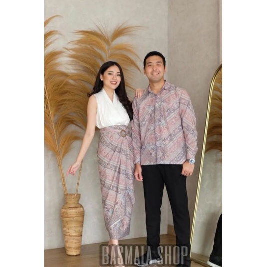 Jual BATIK COUPLE TERBARU COUPLE ROK LILIT DAN KEMEJA PENDEK DAN