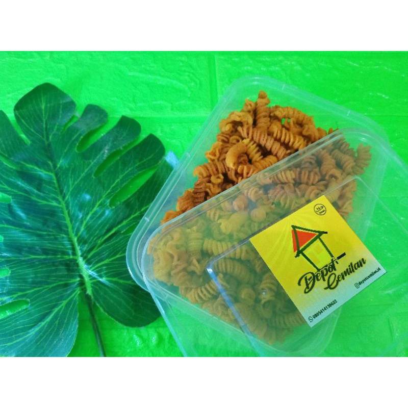 Jual Makaroni Kriwil Makroni Pedas Kemasan Box Shopee Indonesia