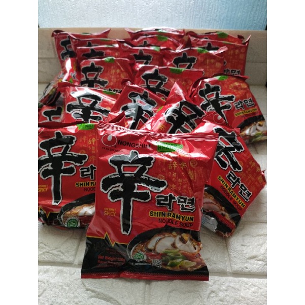 Jual NONGSHIM SHIN RAMYUN SPICY MUSHROOM 120GR Shopee Indonesia