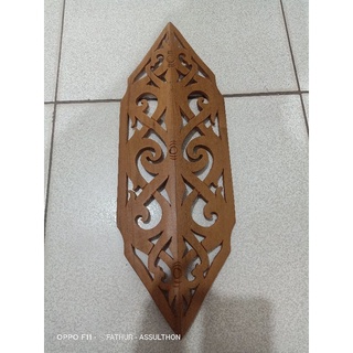 Jual Talawang Tameng Hiasan Dinding Dayak Kayu Ulin Khas Kalimantan