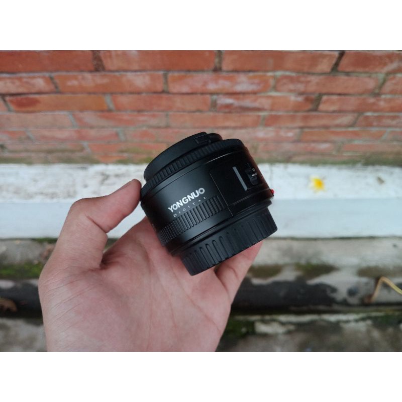 Jual Lensa Fix Yn Canon 50mm F1 8 Mulus Likenew Banyak Bonus Shopee