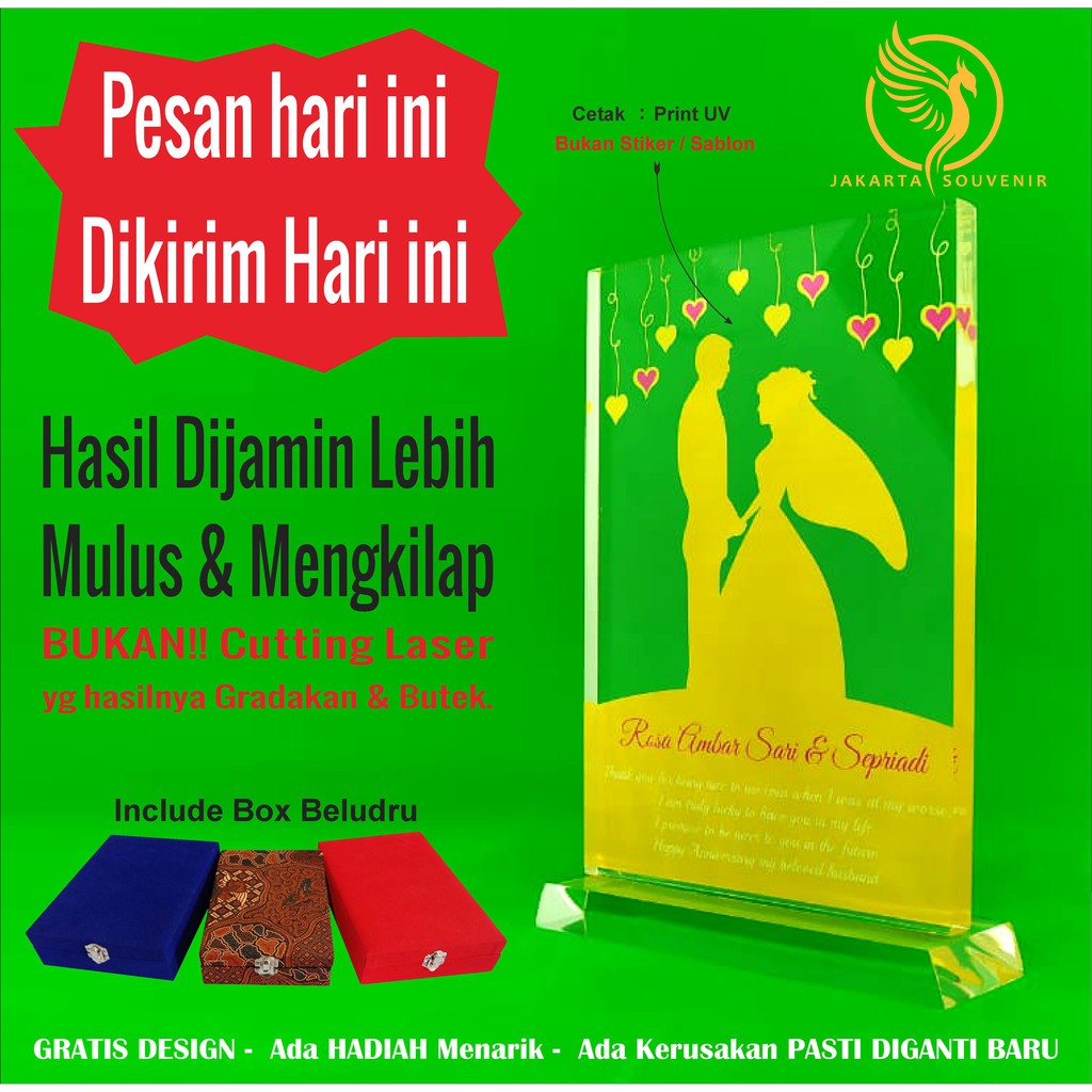 Plakat Akrilik Murah Custom Acrylic Kenang Kenangan Wisuda Dan Box