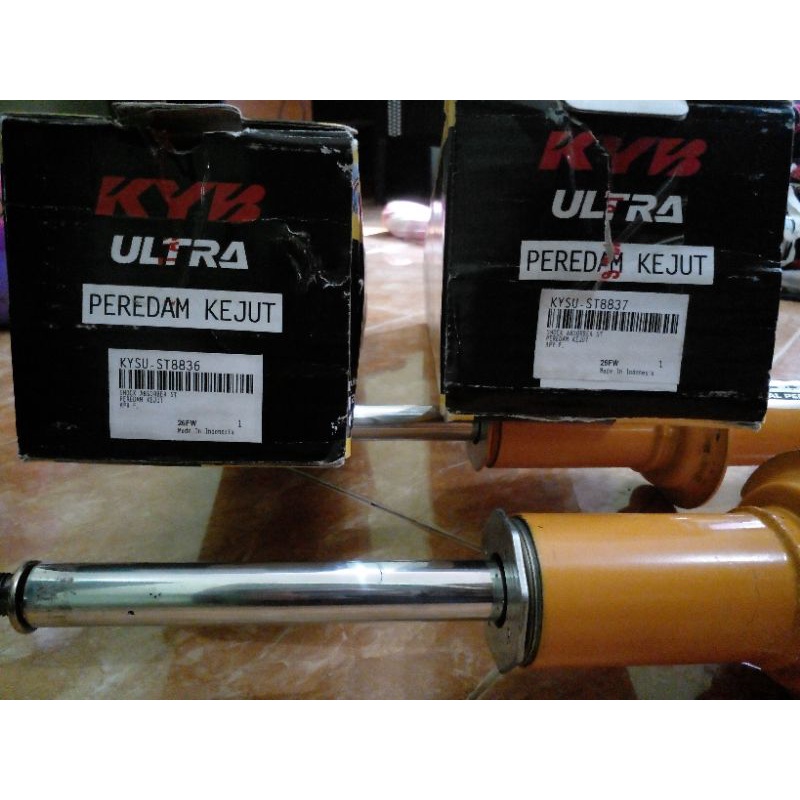 Jual SHOCKBREAKER DEPAN SUZUKI APV DAN APV ARENA MERK KAYABA ULTRA