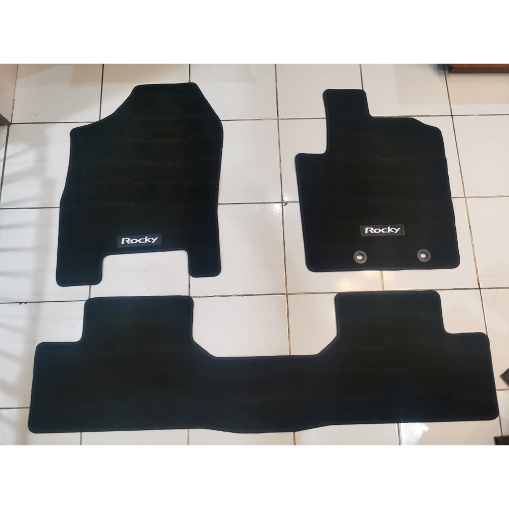 Jual Karpet Bludru All New Daihatsu Rocky Like Ori Indonesia Shopee