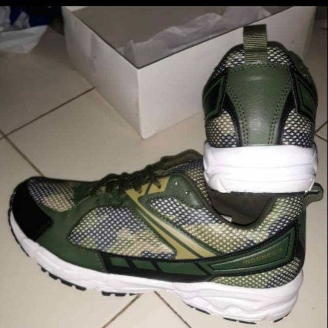 Jual Sepatu Olahraga Sport Running Lari Loreng Tni Sol Putih