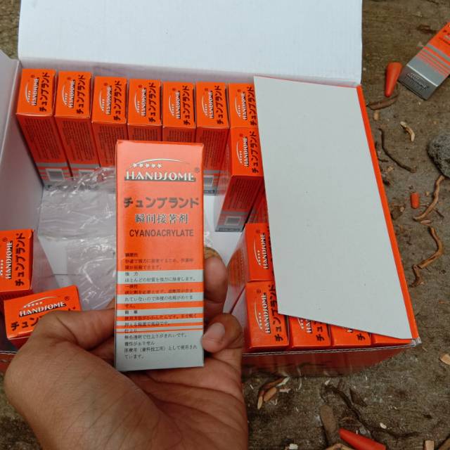 Jual Lem Korea Handsome Serba Guna Plastik Kayu Karet Dll Shopee