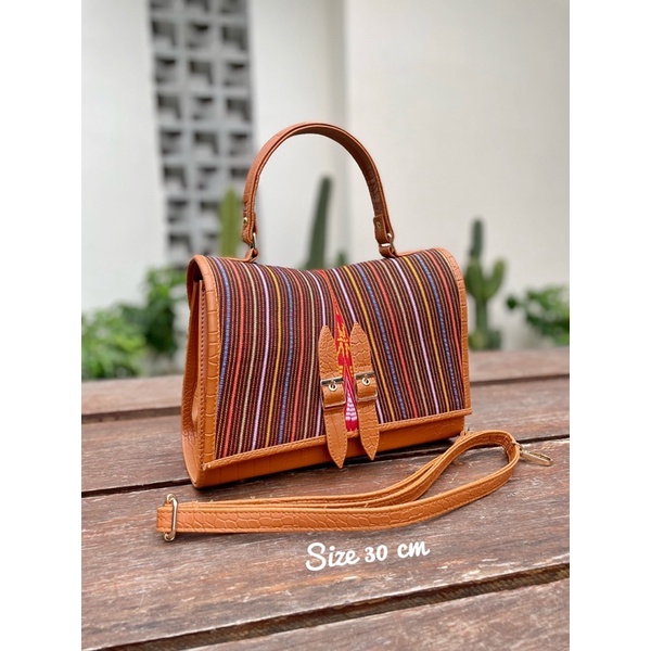 Jual Tas Pesta Etnik Ulos Songket Tenun Model Alia Size Cm Shopee