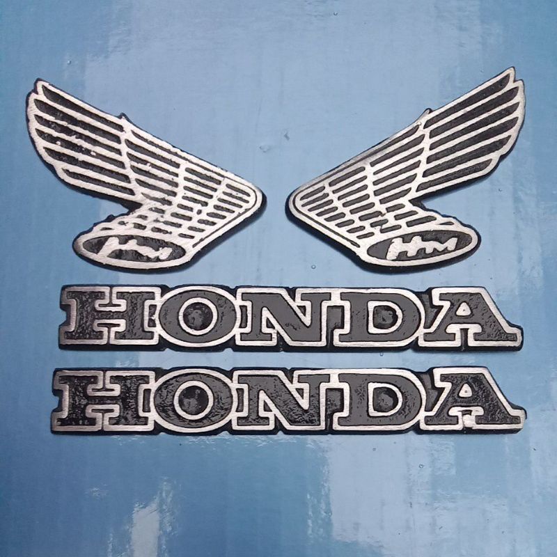 Jual EMBLEM LOGO HONDA SAYAP PNP TANGKI CB GLATIK Shopee Indonesia