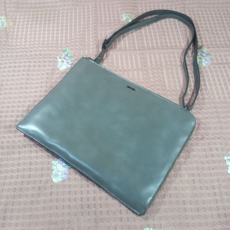 Jual Monza Laris Jaya Tas Preloved Selempang Slingbag Pria Wanita Case