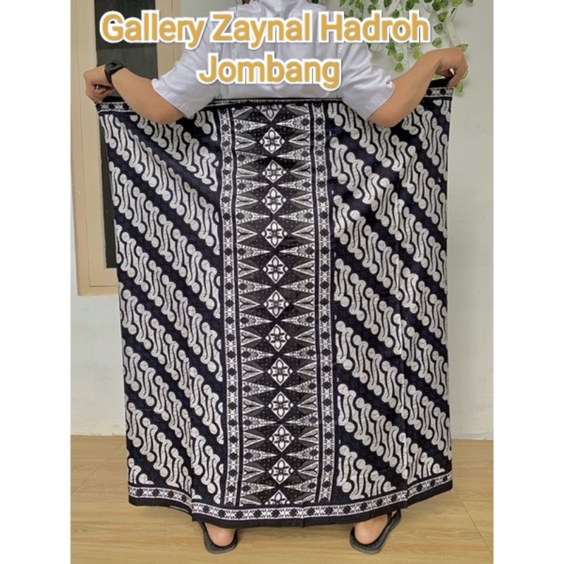 Jual SARUNG BATIK HALUS GOYOR SARUNG SANTRI SENO Shopee Indonesia