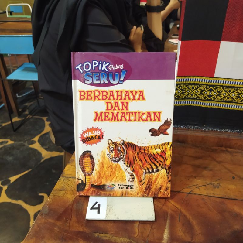 Jual Buku Topik Paling Seru Beebahaya Dan Mematikan By Penerbit