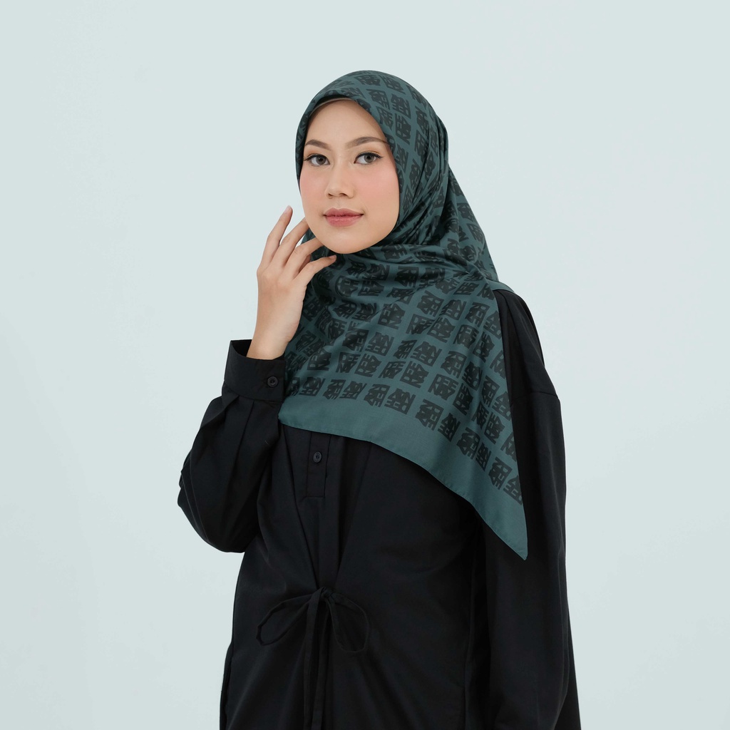 Jual KERUDUNG DEENAY ORI MONOGRAM PLAIN GREEN Hijab Jilbab Segi Empat