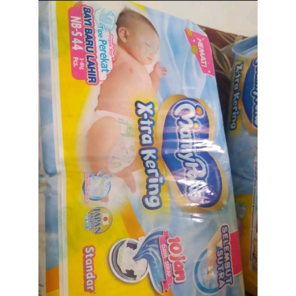 Jual MAMYPOKO EXTRA KERING NEWBORN S 44 TIPE PEREKAT Shopee Indonesia