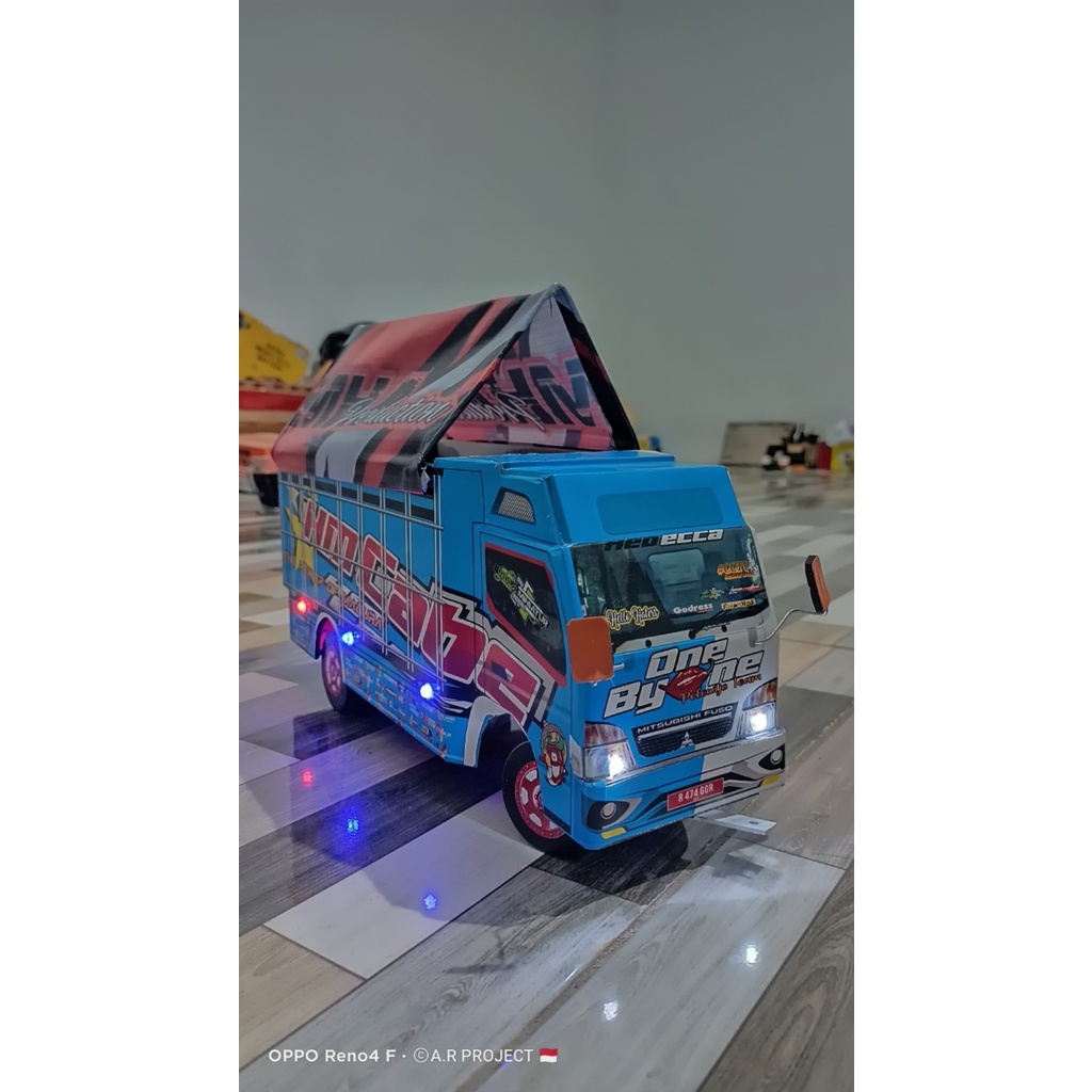 Jual Miniatur Truck Oleng Hm Cabe New Full Lampu Shopee Indonesia