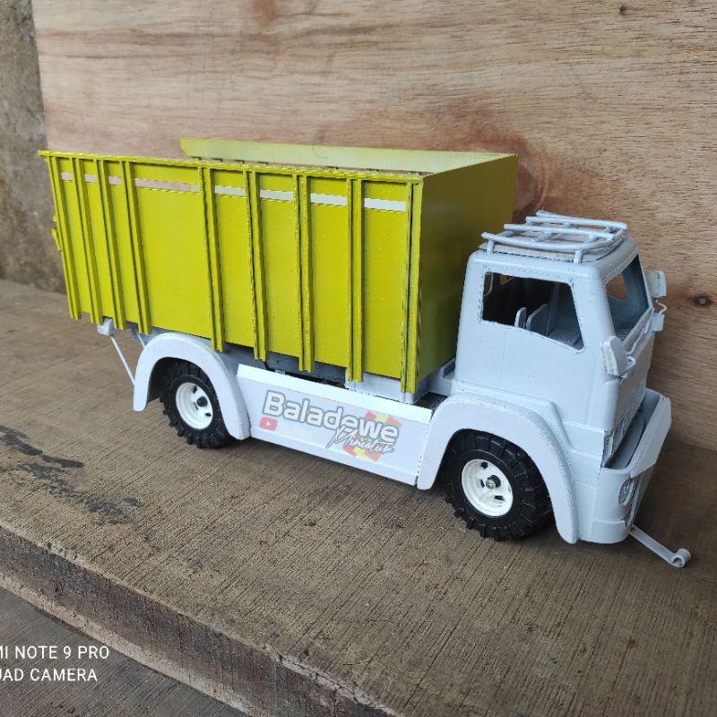 Jual Miniatur Truk Plastik Oleng Modifikasi Mbois Bisa Belok Shopee