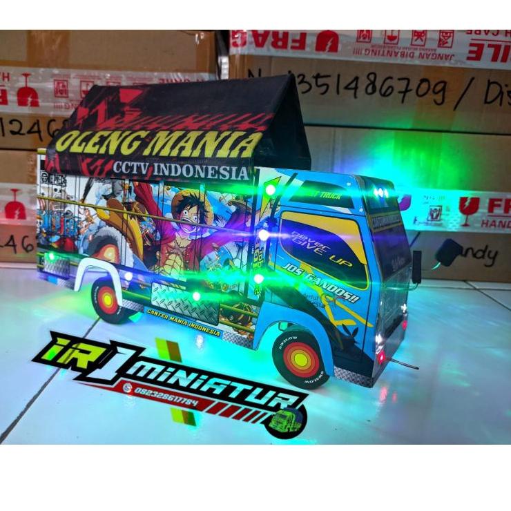 Jual Produk Trending Miniatur Truk Tawakal Kece Oleng Parah Canter