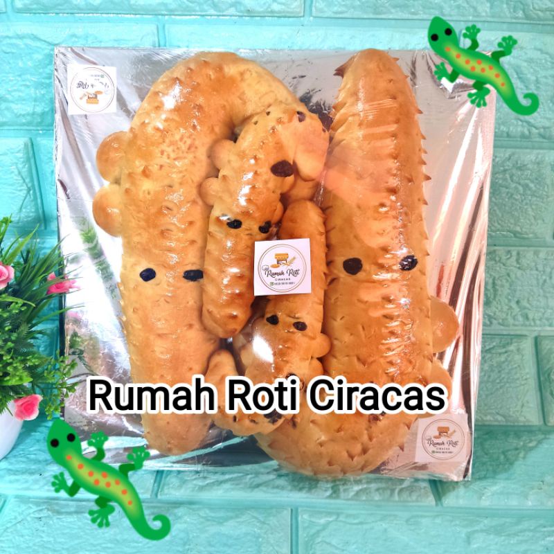 Jual ROTI BUAYA 25CM SEDANG SEPASANG ACARA ADAT PERNIKAHAN CROCODILE